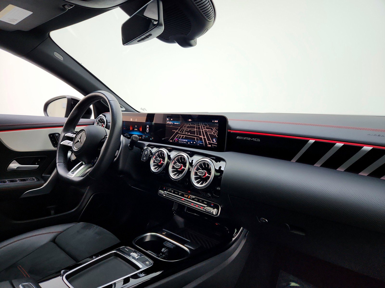 Certified 2024 Mercedes-Benz CLA 35 AMG 4MATIC image 22