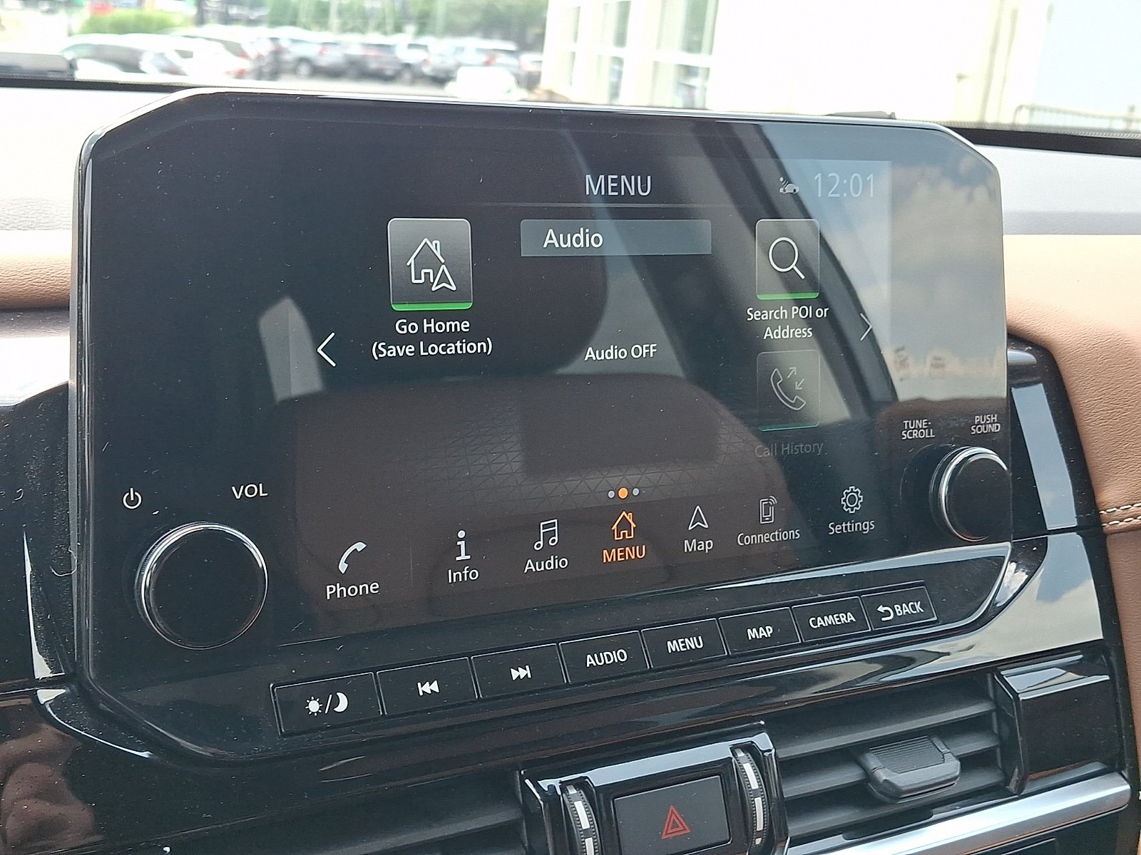 Used 2024 Nissan Pathfinder Platinum w/ Cargo Package AWD/4WD image 15