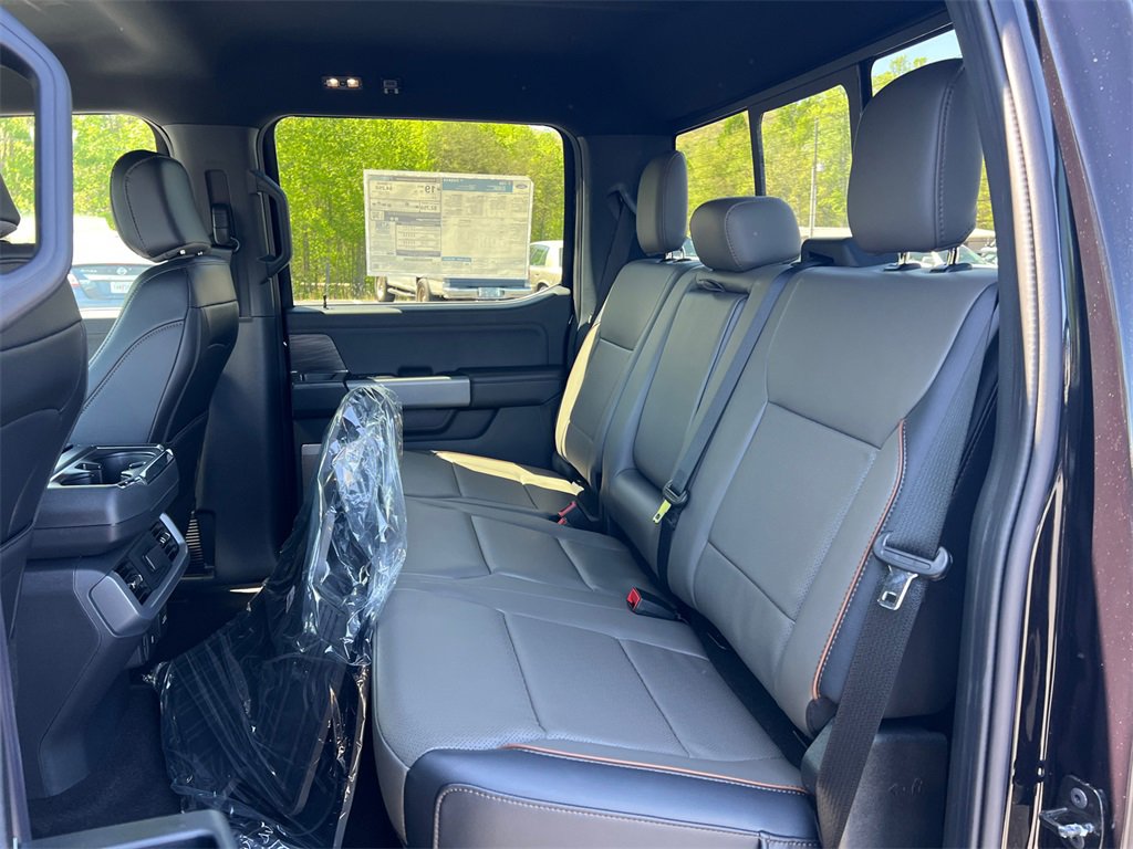 New 2025 Ford F150 Lariat w/ Equipment Group 501A Mid image 15