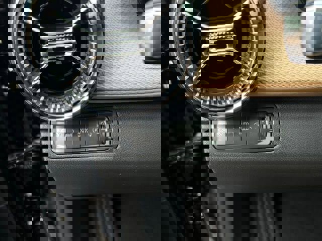 New 2026 Chevrolet Equinox ACTIV w/ Convenience Package III image 16