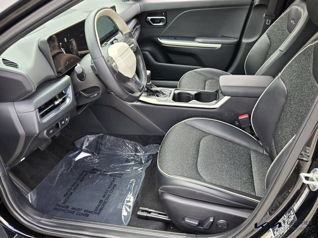 Certified 2025 Kia K4 EX FWD image 10