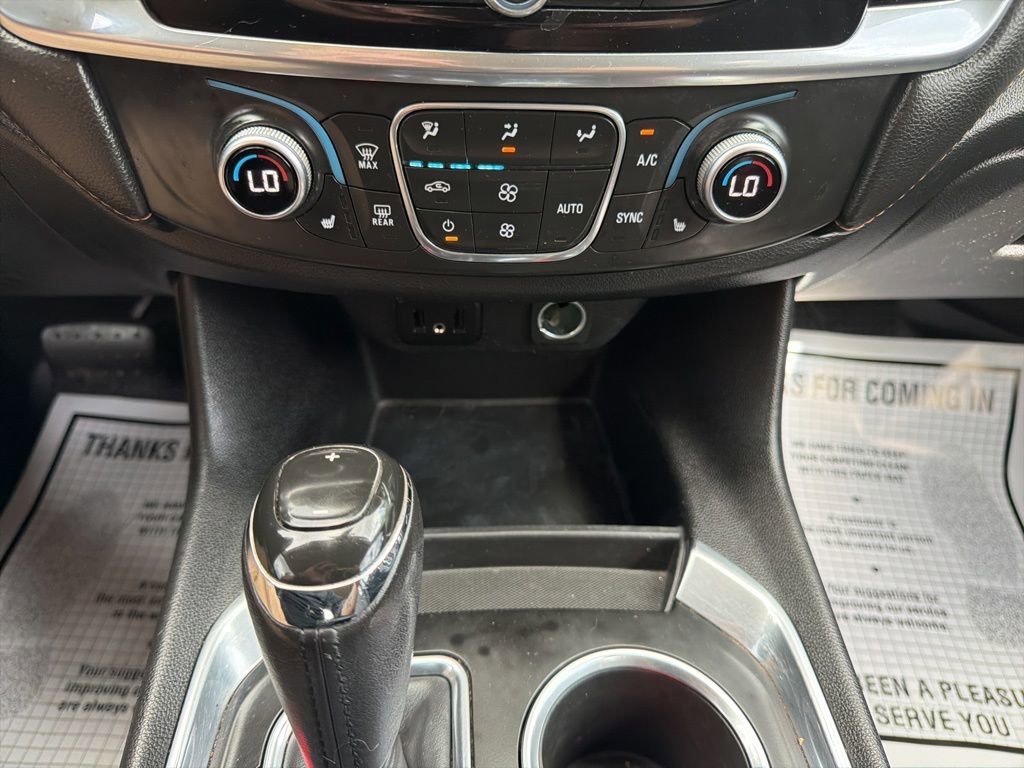 Used 2019 Chevrolet Traverse LT AWD/4WD image 32