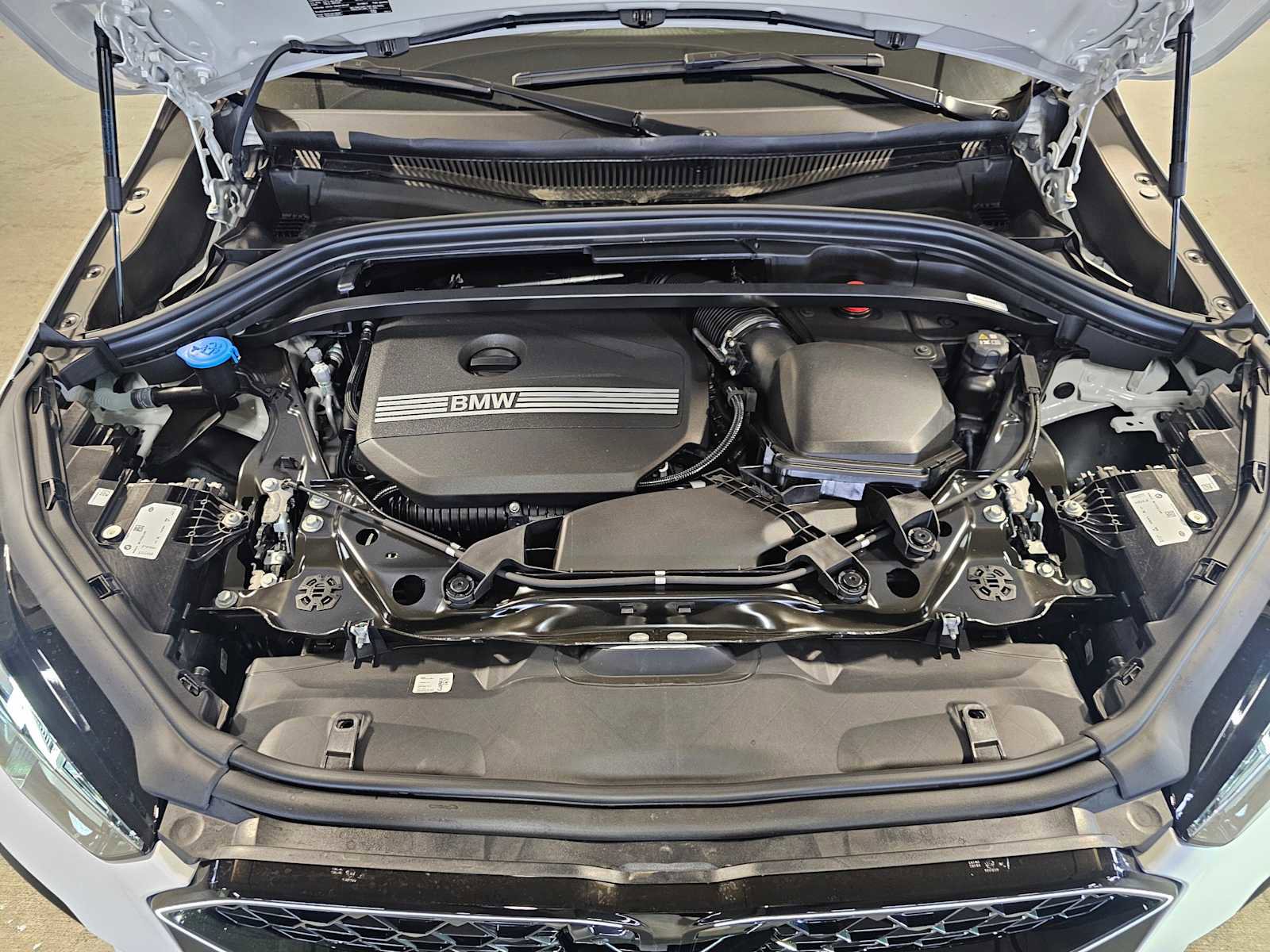 New 2026 BMW X2 xDrive28i w/ Technology Package image 9