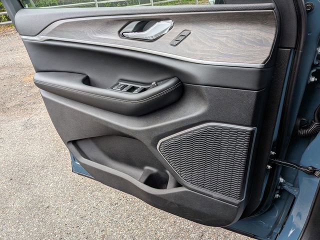 New 2026 Jeep Grand Cherokee Limited AWD/4WD image 22