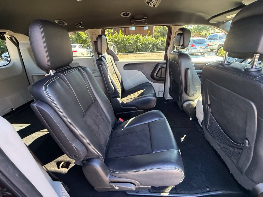 Used 2019 Dodge Grand Caravan SXT FWD image 31