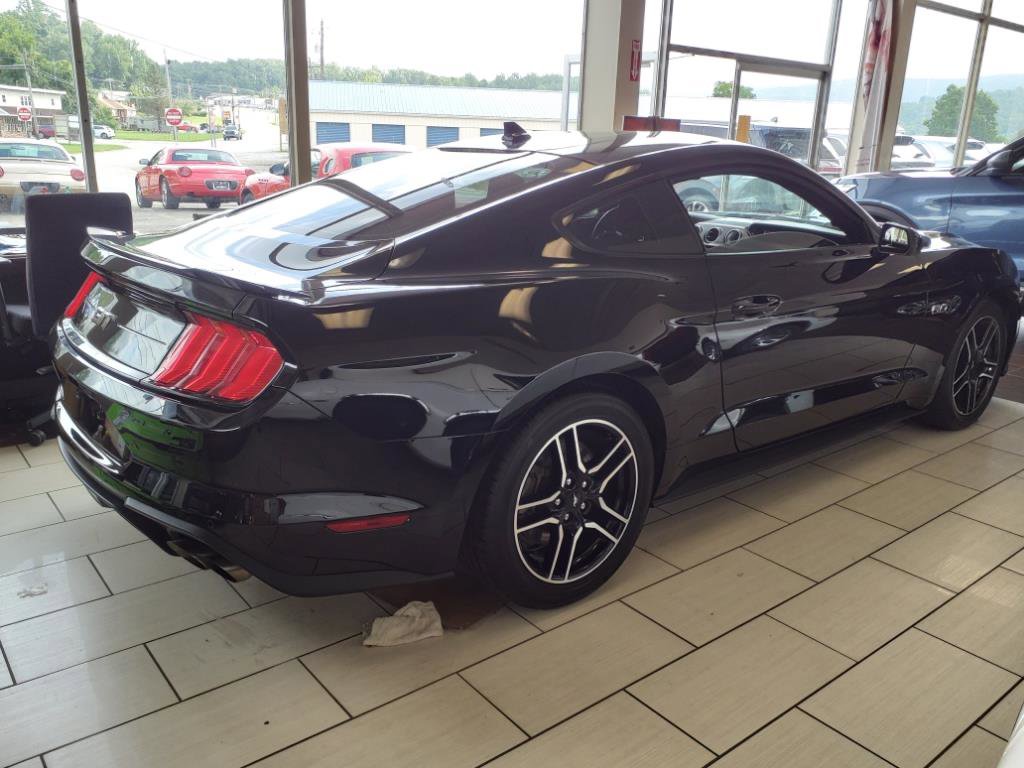 Used 2021 Ford Mustang GT image 4