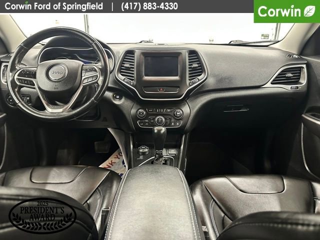 Used 2019 Jeep Cherokee Latitude Plus image 13