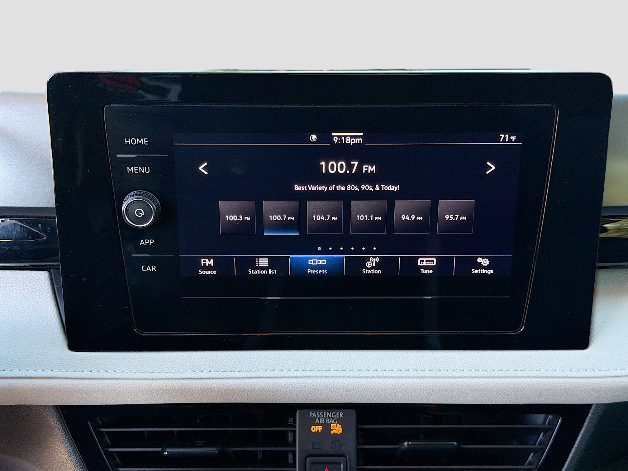 Used 2025 Volkswagen Taos S image 28