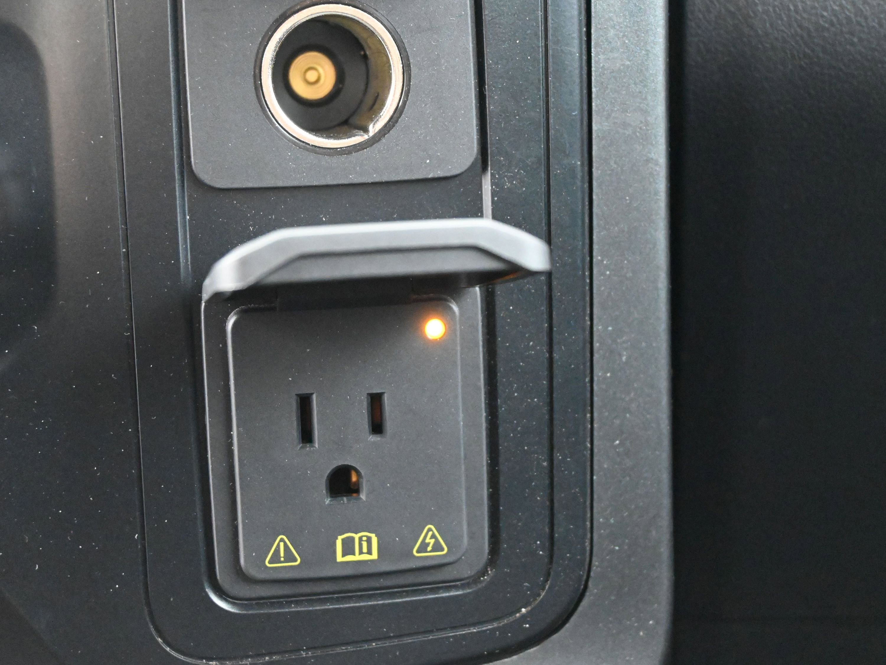 Used 2023 Ford F150 XLT w/ Equipment Group 301A Mid image 27