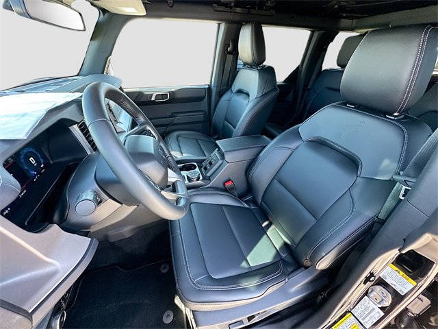 Used 2025 Ford Bronco Outer Banks image 21