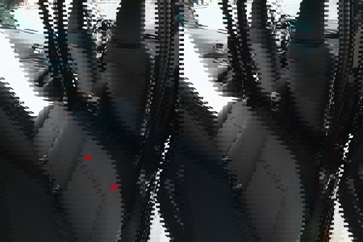 Used 2021 Toyota Corolla LE image 17