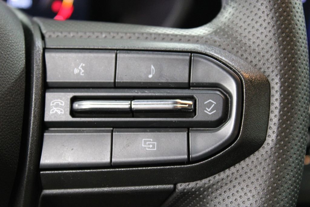 Used 2024 Chevrolet Colorado W/T image 23