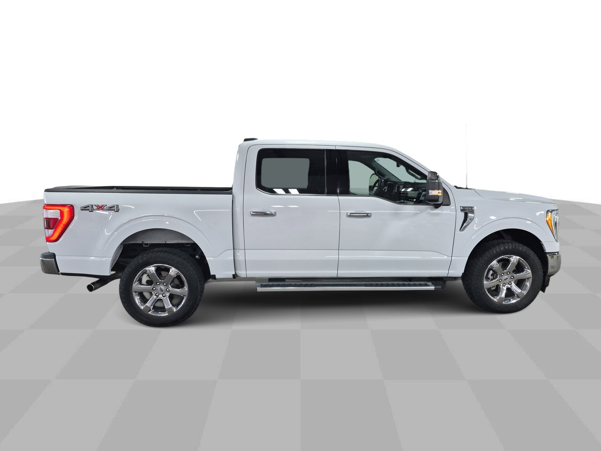 Used 2023 Ford F150 Lariat w/ Max Trailer Tow Package image 11