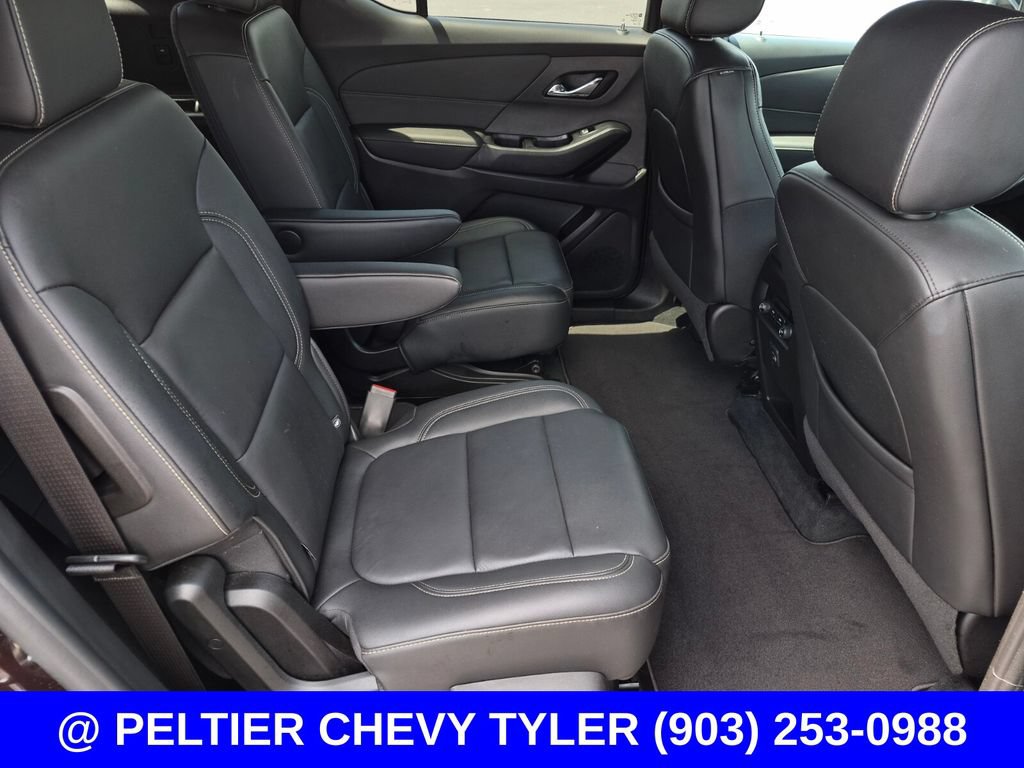 Used 2023 Chevrolet Traverse LT FWD image 16