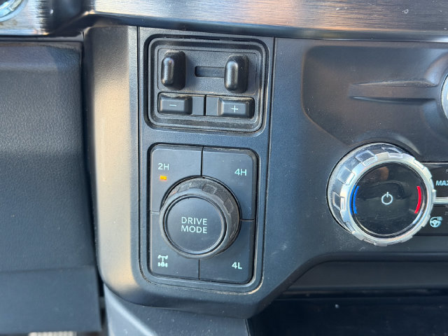 Used 2024 Ford F250 Lariat w/ Lariat Ultimate Package AWD/4WD image 11