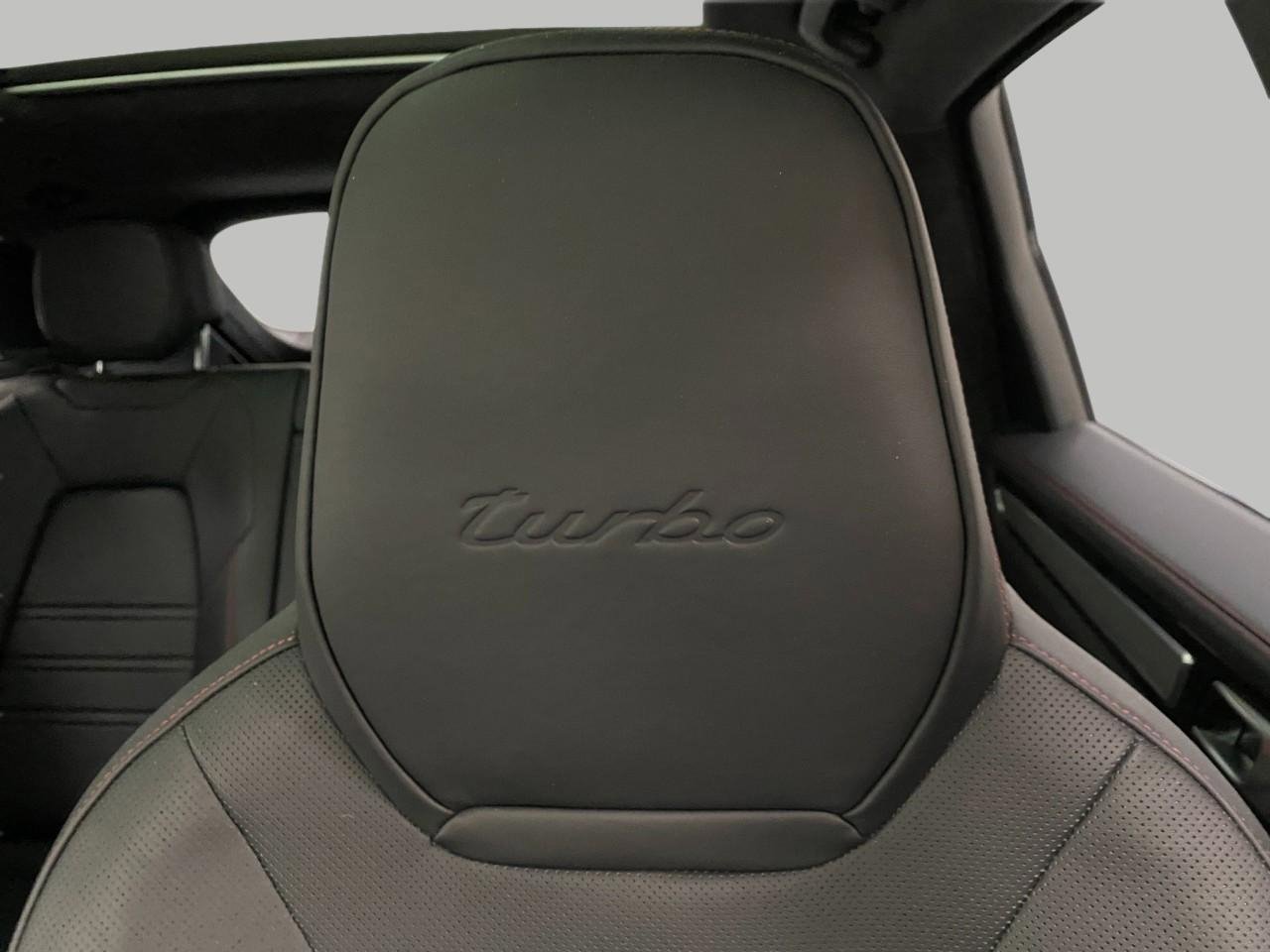 Used 2019 Porsche Cayenne Turbo image 6