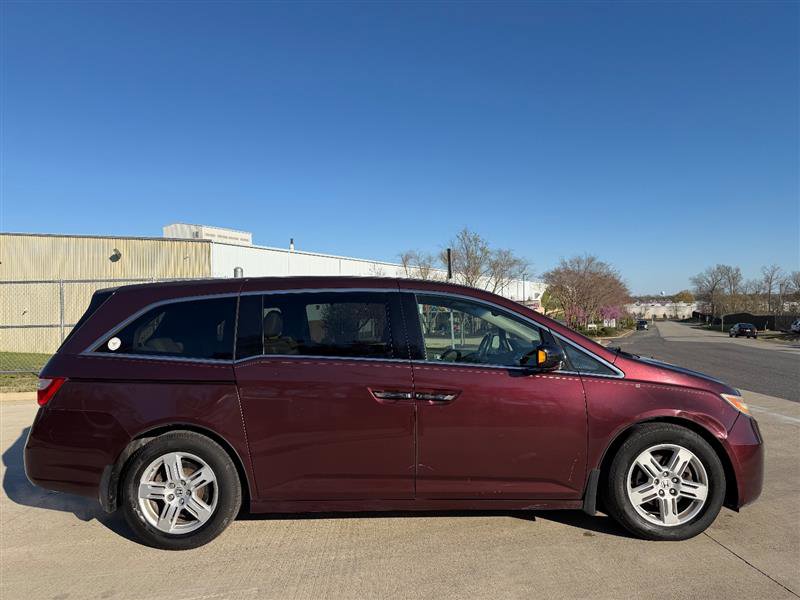 Used 2012 Honda Odyssey Touring Elite image 9