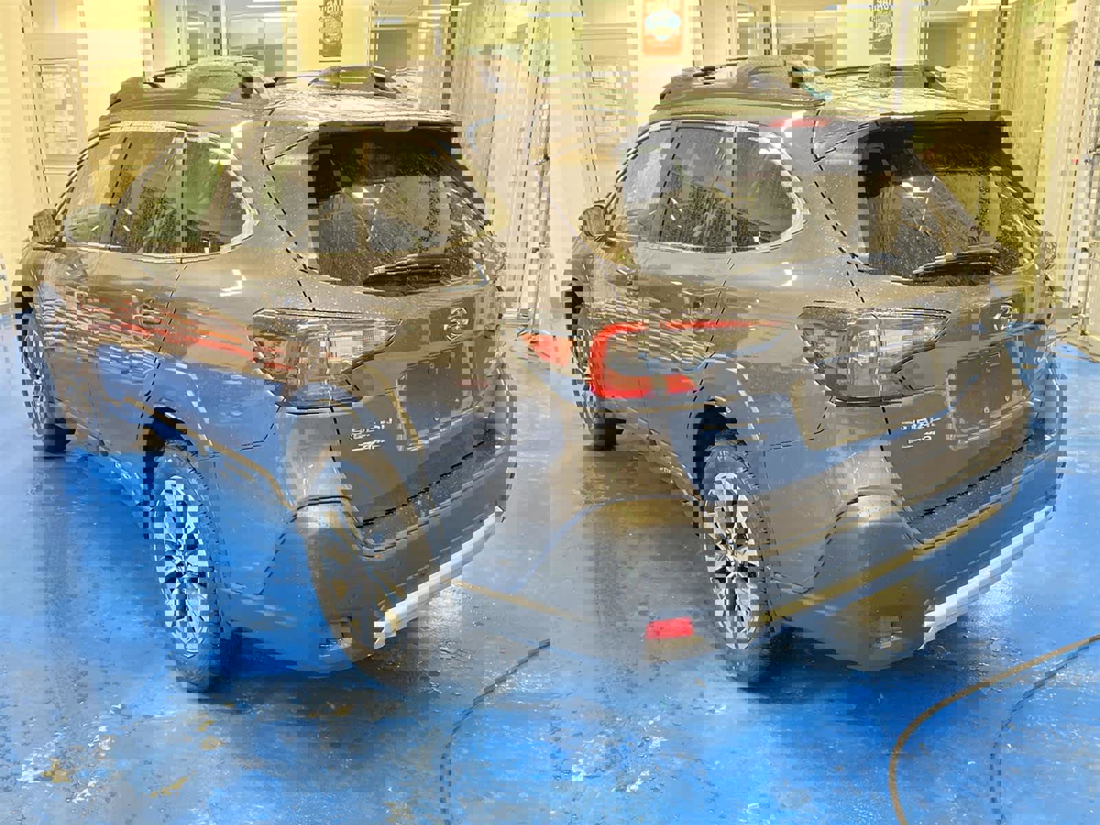 Certified 2023 Subaru Outback Limited image 3