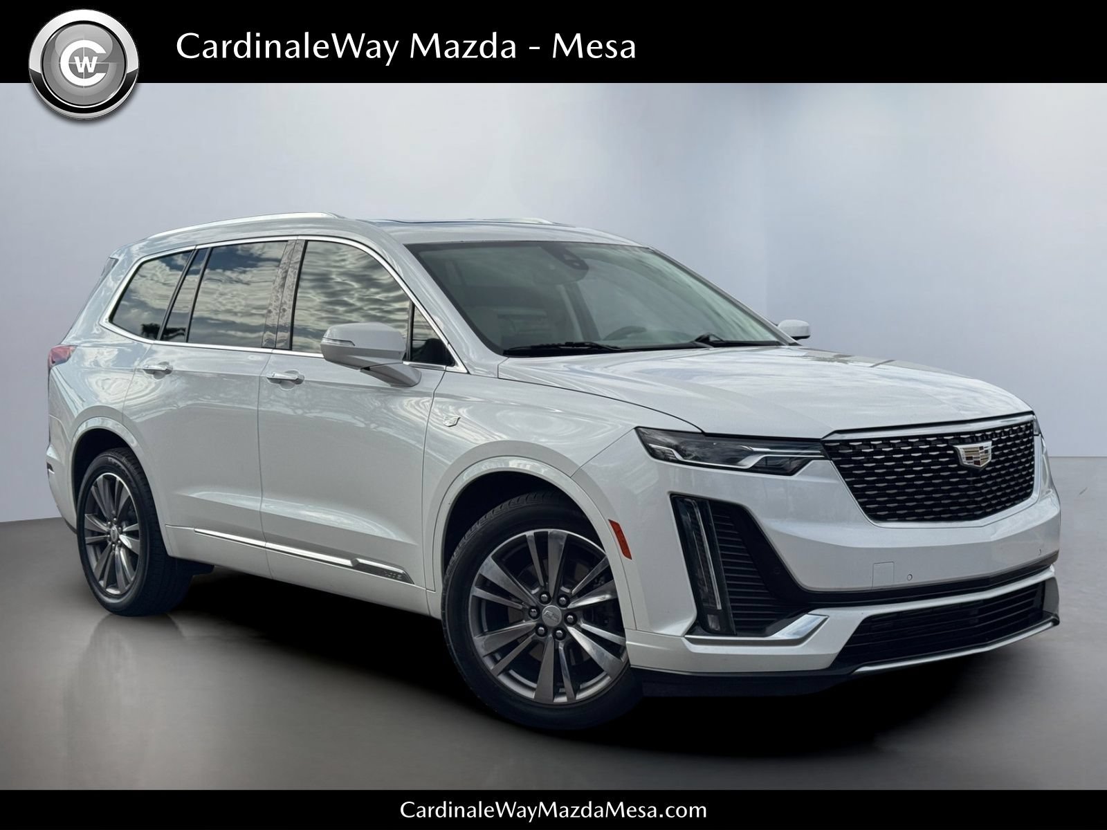 Used 2021 Cadillac XT6 Premium Luxury FWD image 1