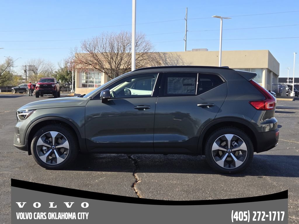 New 2026 Volvo XC40 B4 Core w/ Protection Package Premier image 3