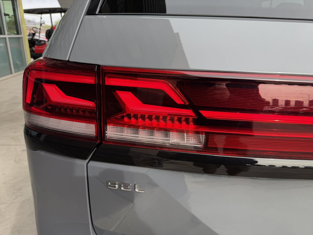 Used 2024 Volkswagen Atlas Peak Edition SEL AWD/4WD image 14