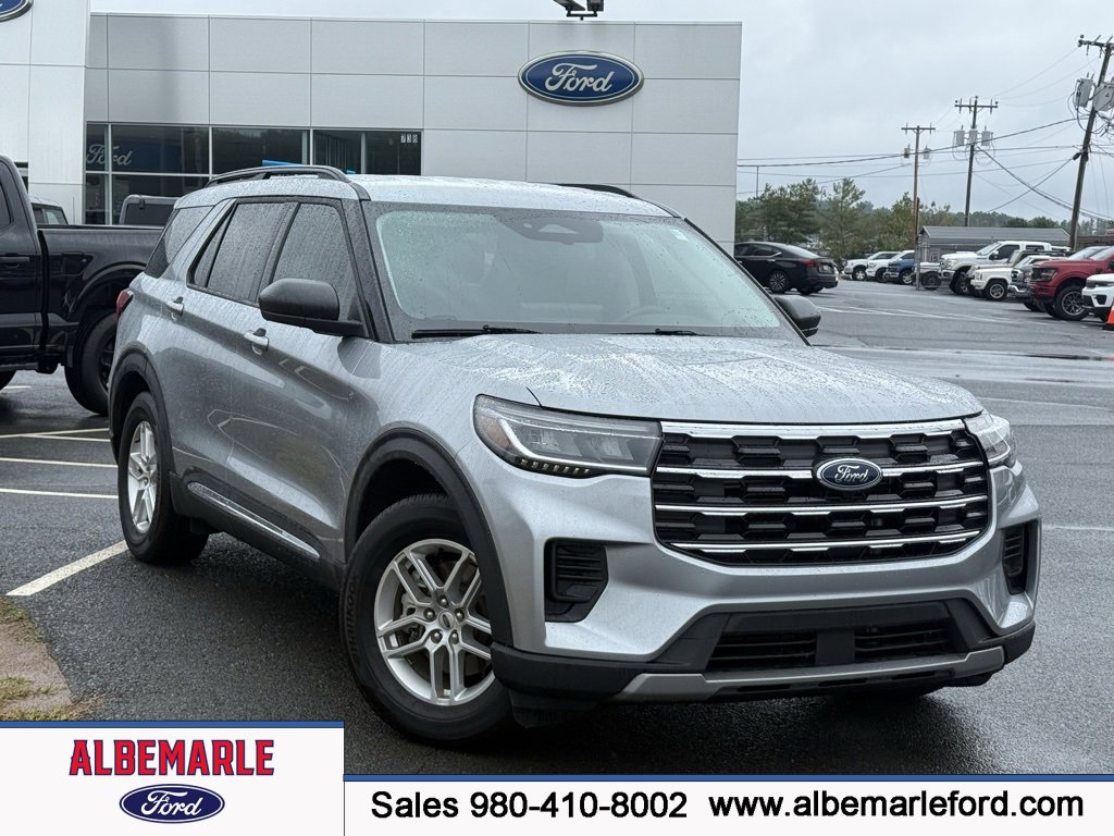 Used 2025 Ford Explorer Active