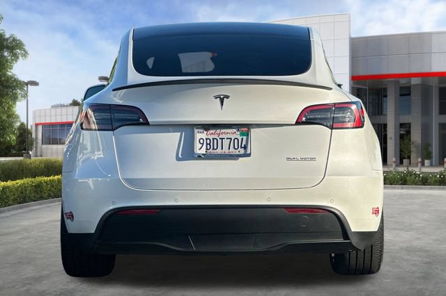 Used 2022 Tesla Model Y Performance AWD/4WD image 5