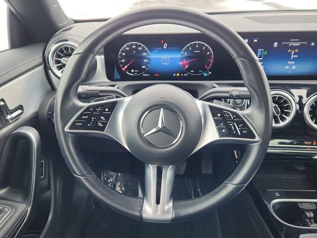 Used 2025 Mercedes-Benz CLA 250 4MATIC image 34