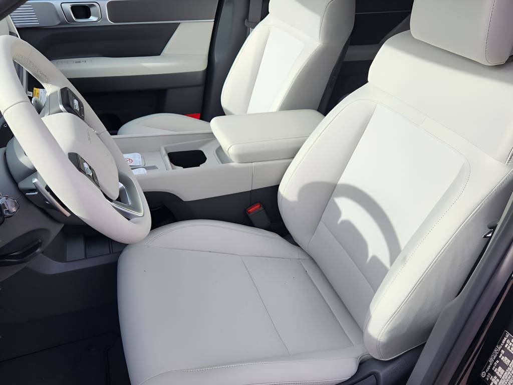 New 2026 Hyundai Santa Fe SE image 12