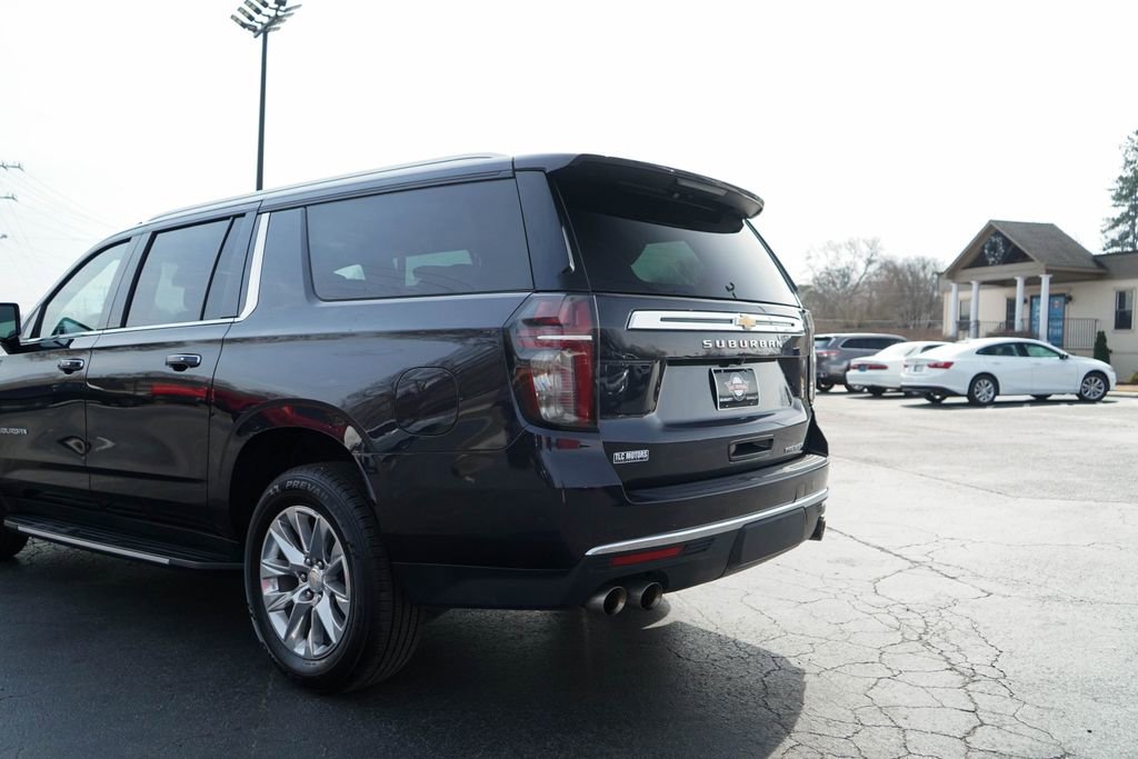 Used 2023 Chevrolet Suburban Premier RWD image 14