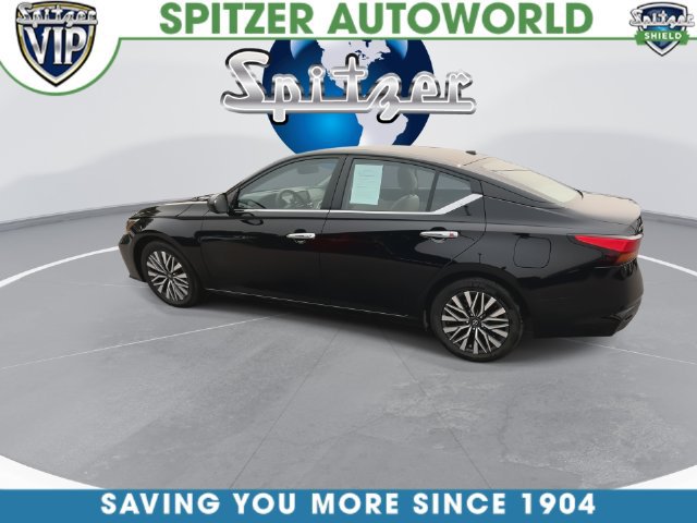 Used 2024 Nissan Altima 2.5 SV FWD image 9