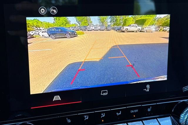 New 2026 GMC Canyon Elevation w/ Convenience Package image 22