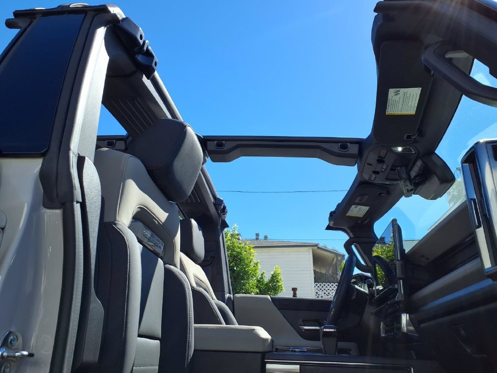 Used 2026 GMC Hummer EV SUV AWD/4WD image 30