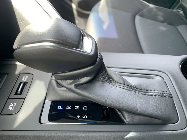 Certified 2023 Toyota Venza LE image 25