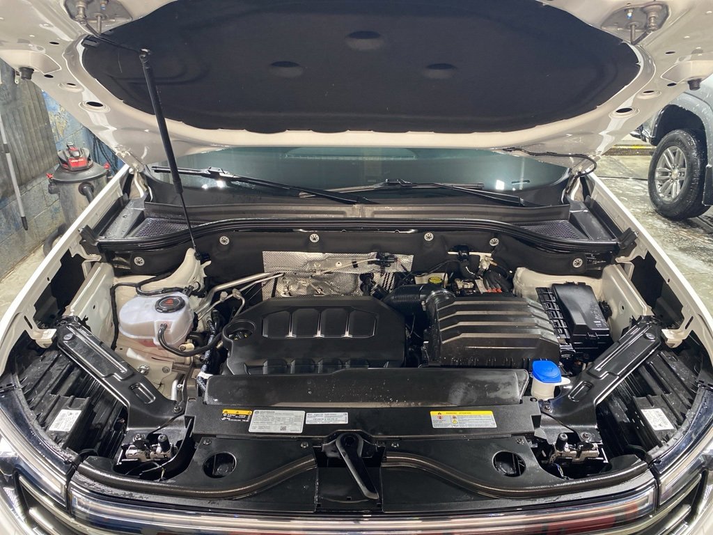 Used 2025 Volkswagen Atlas SE image 10