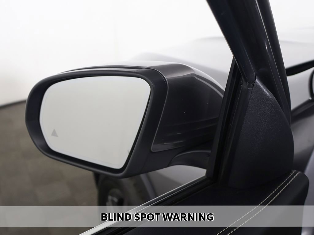 Used 2024 Mercedes-Benz GLB 250 4MATIC w/ Driver Assistance Package image 7