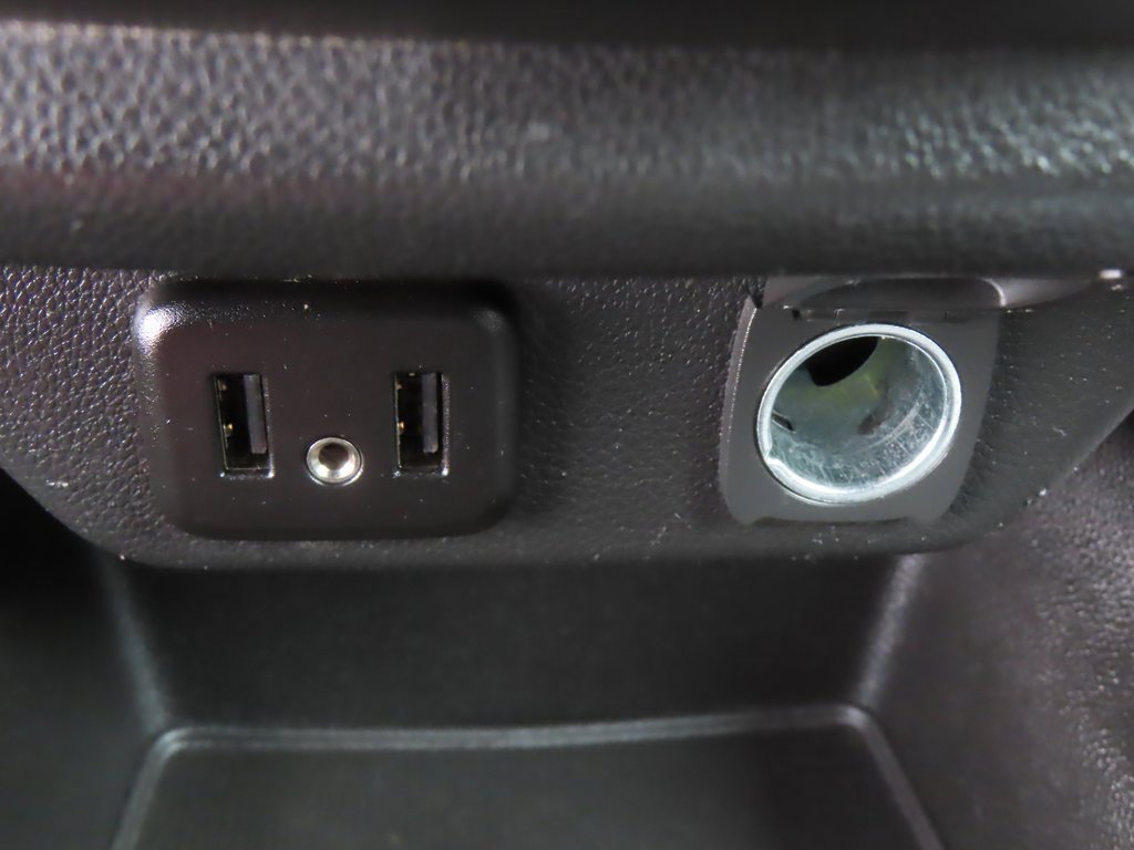 Used 2019 Chevrolet Traverse LT w/ LPO, Floor Liner Package image 8