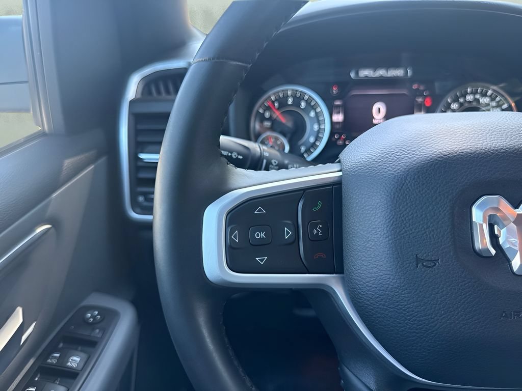Used 2022 RAM 1500 Big Horn AWD/4WD image 16