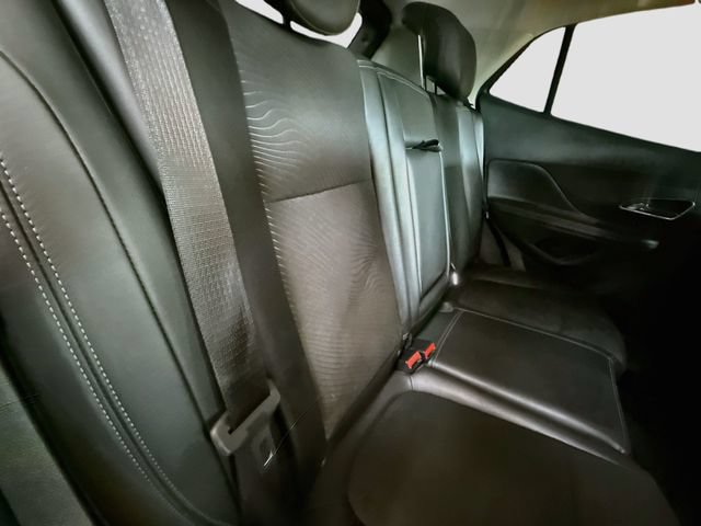 Used 2014 Buick Encore FWD image 24