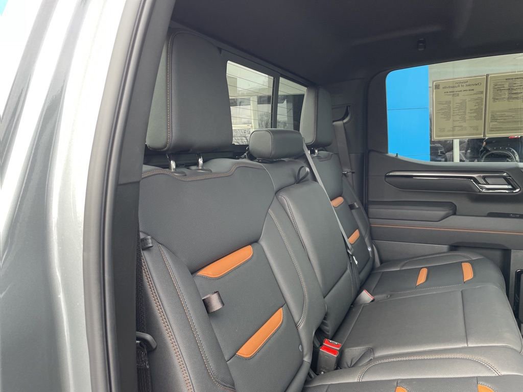 Used 2025 GMC Sierra 1500 AT4 w/ AT4 Premium Package image 35