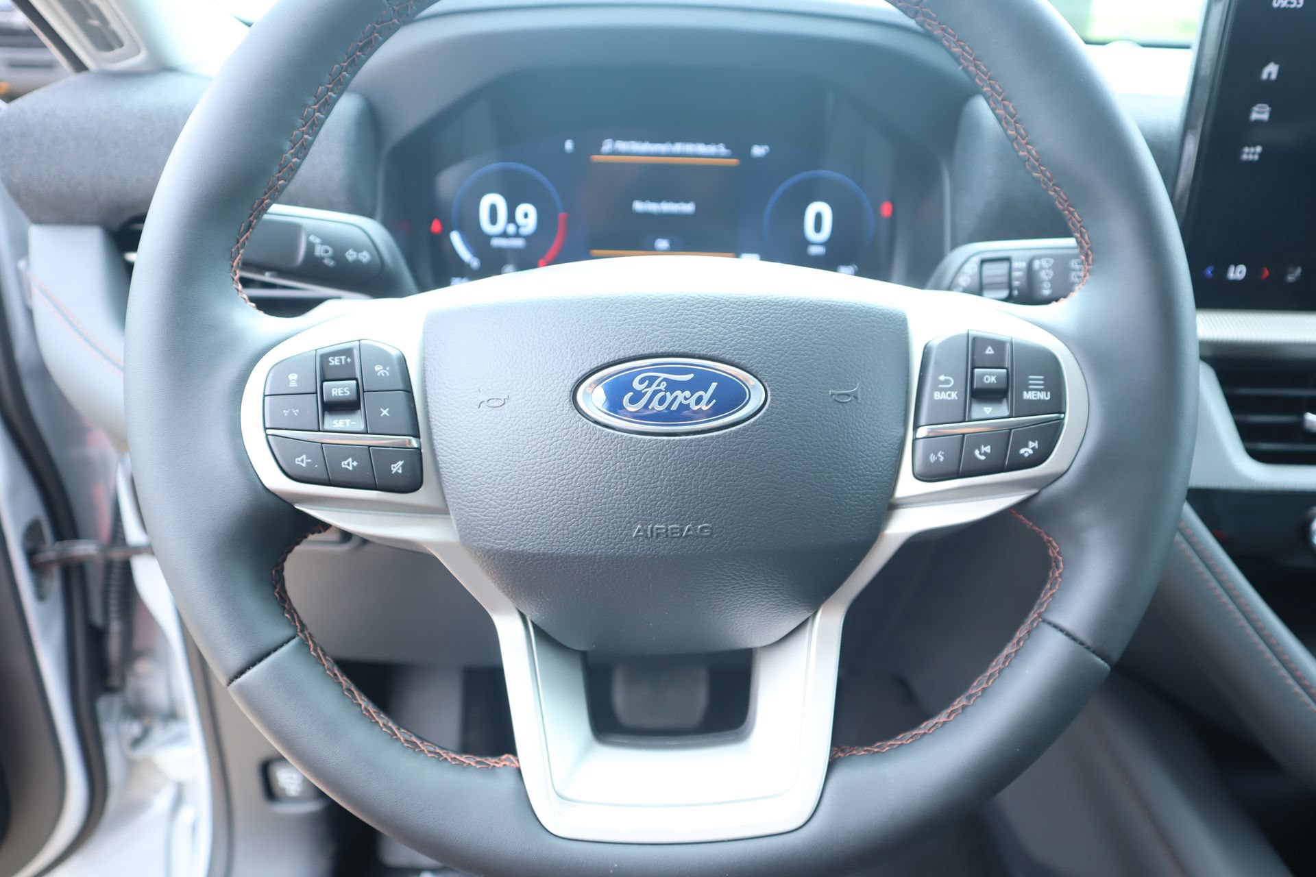 New 2026 Ford Explorer Active w/ Active Comfort Package RWD image 3