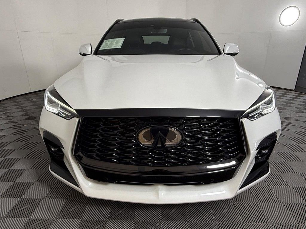 Used 2023 INFINITI QX50 Sport image 9