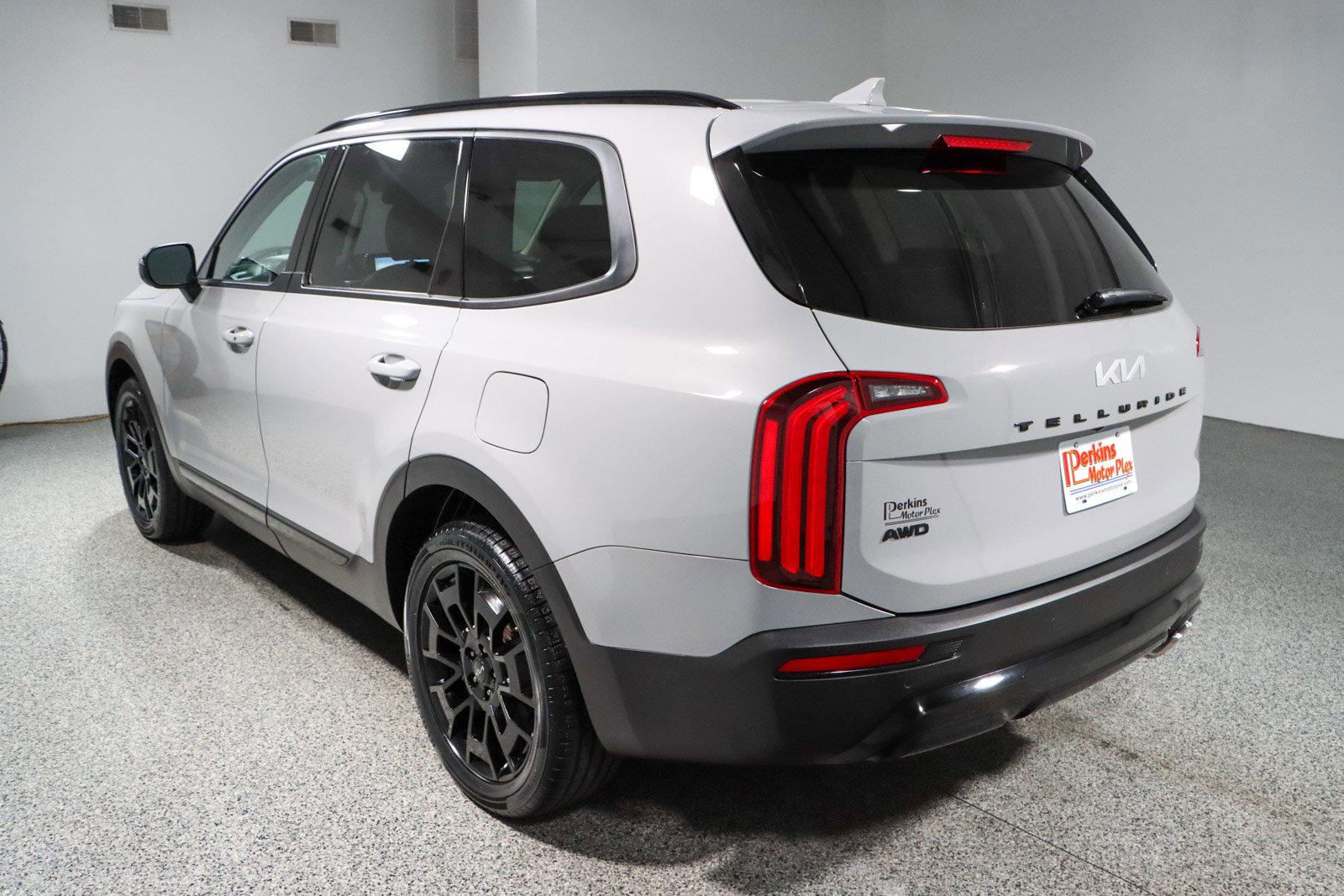 Used 2022 Kia Telluride EX w/ EX Premium Package image 9
