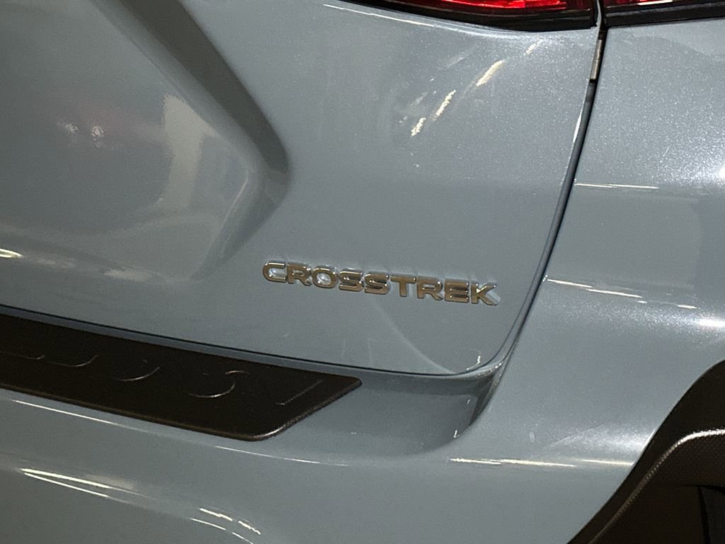 Used 2025 Subaru Crosstrek 2.0i Premium image 5