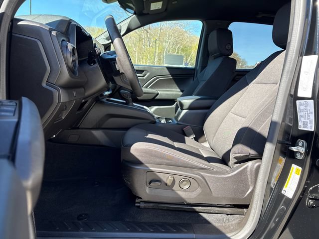 Certified 2023 Chevrolet Colorado Trail Boss w/ Advanced Trailering Package AWD/4WD image 35