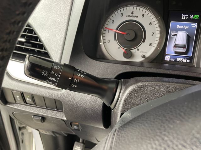 Used 2019 Toyota Sienna SE Premium image 13