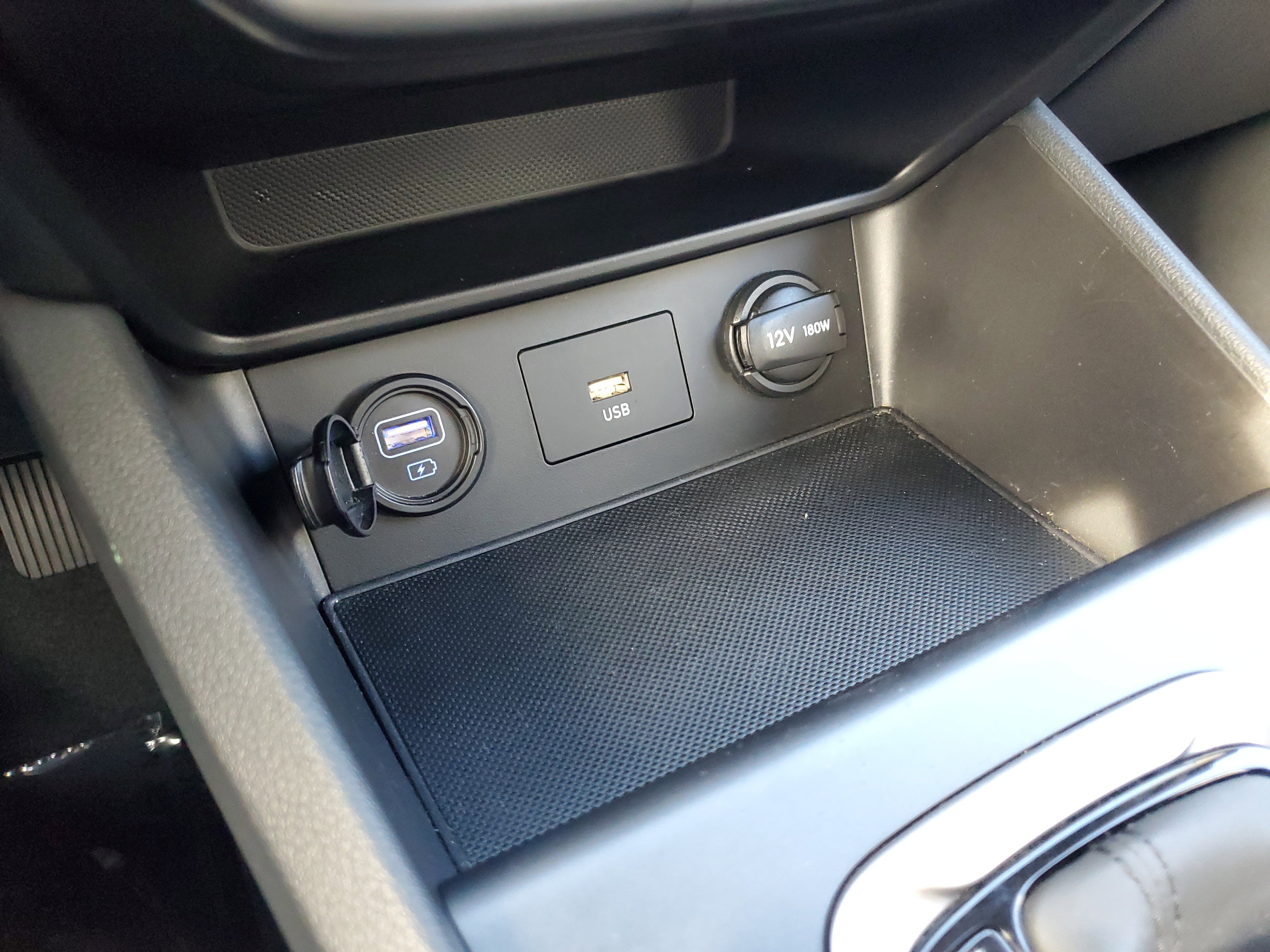 Used 2023 Hyundai Kona SE w/ Cargo Package image 25