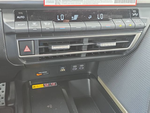 New 2026 Toyota Camry SE AWD/4WD image 23