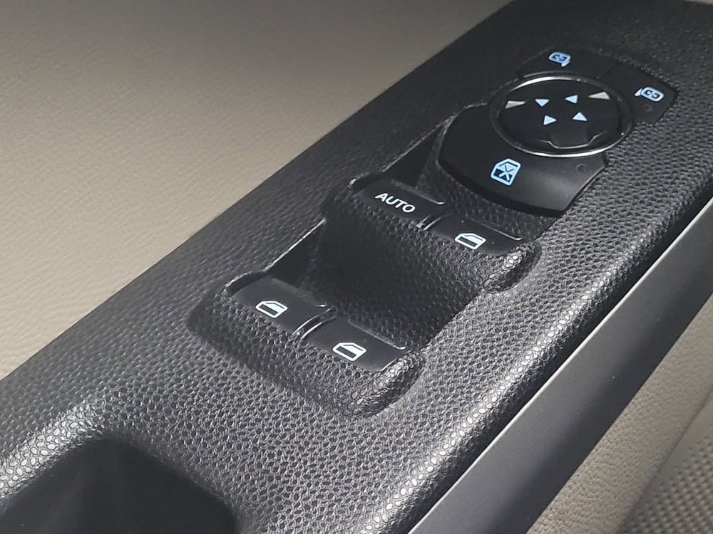 Used 2018 Ford EcoSport S FWD image 27