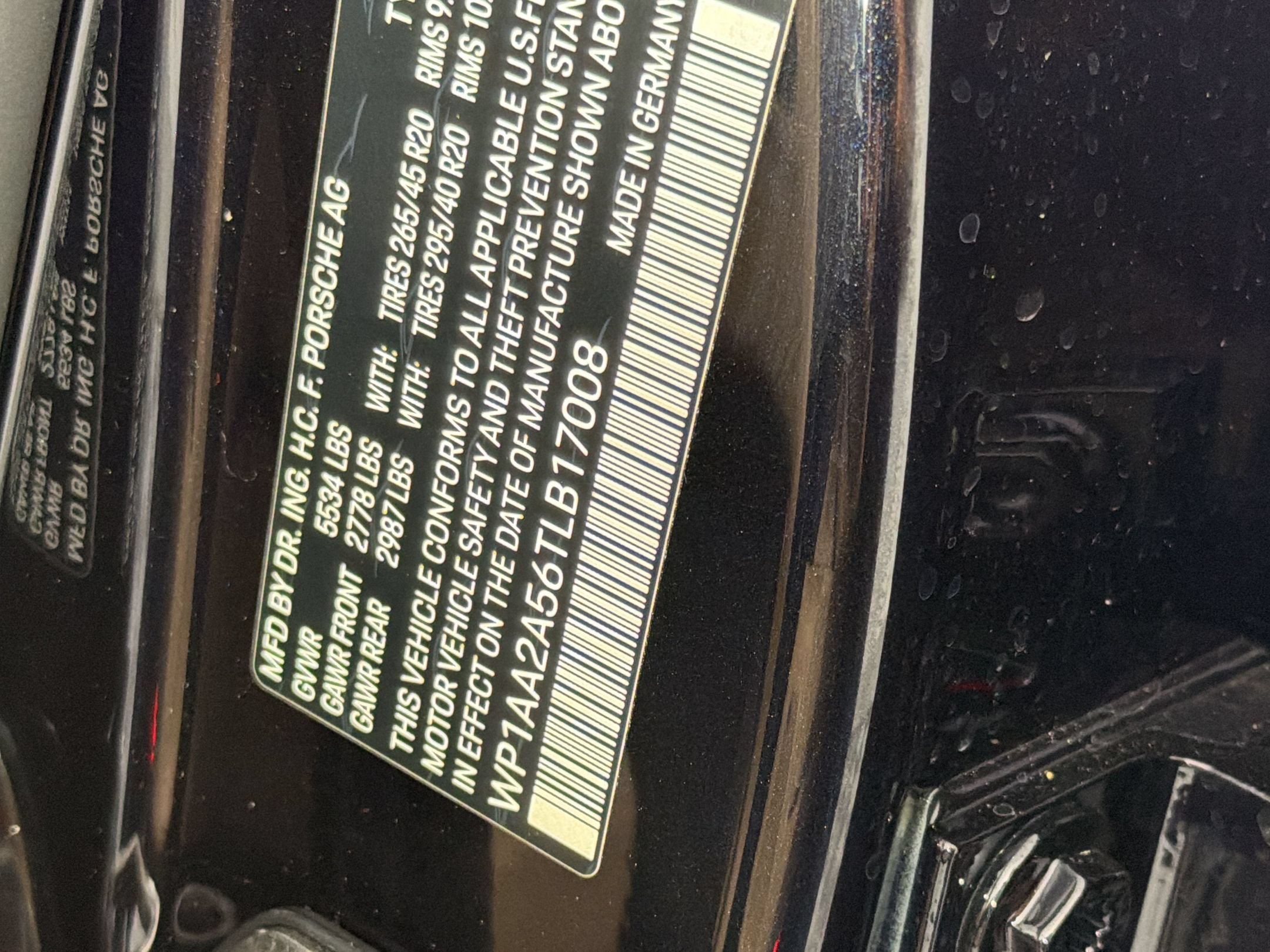 New 2026 Porsche Macan AWD/4WD image 24